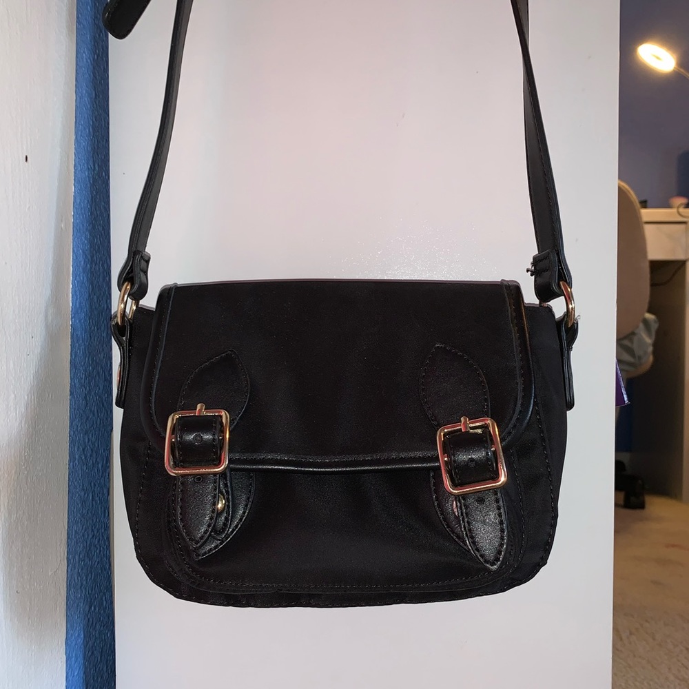 Tommy Hilfiger Crossbody Bag